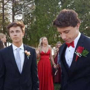 Meet your Posher, Sam